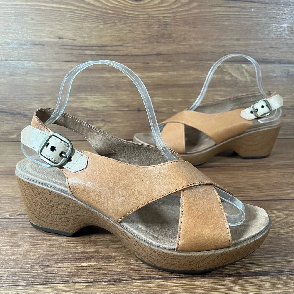 Dansko Jacinda Brown Leather Strappy Sandals Clogs Women’s Size 9.5 (40) Shoes